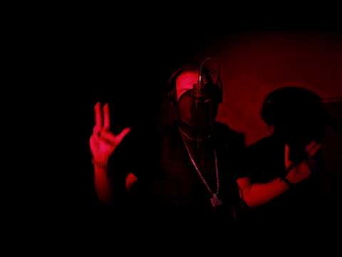 Barney B Money - Perton Bus [100% Unrehearsed Rap Freestyle]