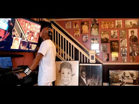 Blacklovelectric's Quentin Harris soulful house mix, mixed by Blacklovelectric