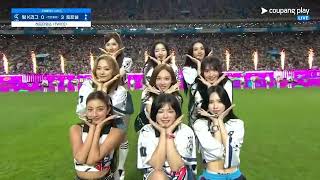 Download lagu Twice - Cheer Up at Seoul World Cup Stadium mp3