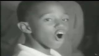 LLEGÒ NAVIDAD - Raphael y su autor Jhon Lennon (Happy Christmas)