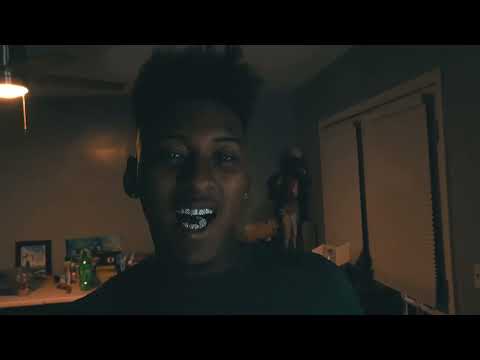 Qwa The Star - Gangsta bitxh (Official music video)