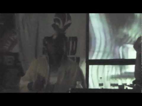 Blackboard Jungle & Macky banton : Rototom Dub Station 2012