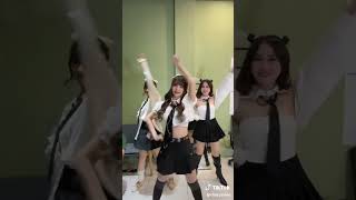 Download lagu Ayana Shahab (Ayana),Michel (Michelle Christo Kusnadi),Yupi (Cindy Yuvia) Ex JKT48 Hissatsu Teleport mp3