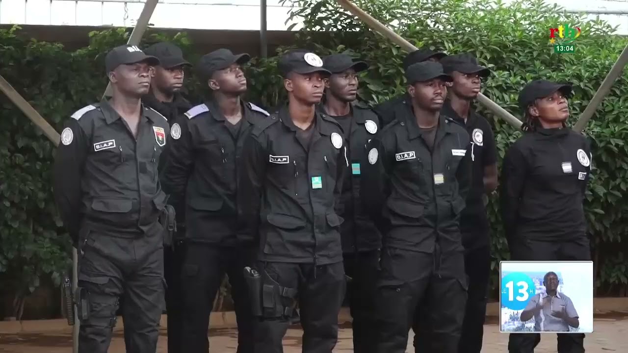 Montée des couleurs au ministère de la Justice : le ministre saisi l’occasion et lance un message