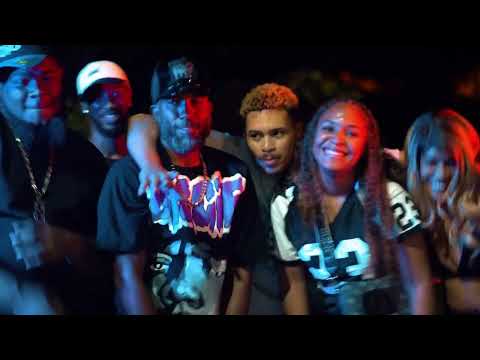 Maquina D Guerra and 5 more