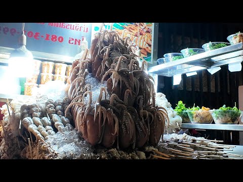Most EXTREME Seafood in Bangkok Chinatown | STREET FOOD tour in Thailand