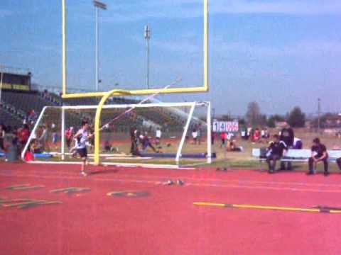 02-05-11 Tevin @ 14'6 1st attempt.MOV