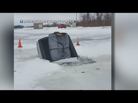 Truck Falls Through Ice On Lake Hanska In Southern Minnesota