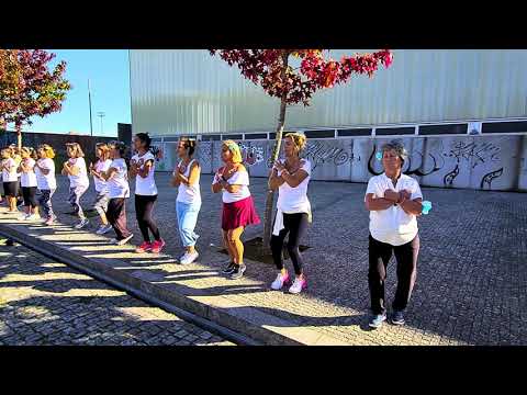 ZUMBA® ESCAPE GROUP - Helena Pereira | Cumbia | Como La Flor by @Myrto (originally Selena) | Zin92