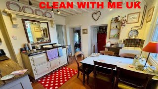 Clean With Me UK-3 Small Tasks, Big Results: My Low-Energy Cleaning Hack