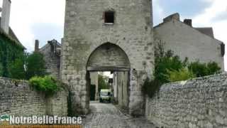 preview picture of video 'Le village médiéval de Charroux dans le Bourbonnais (Notrebellefrance, HD)'