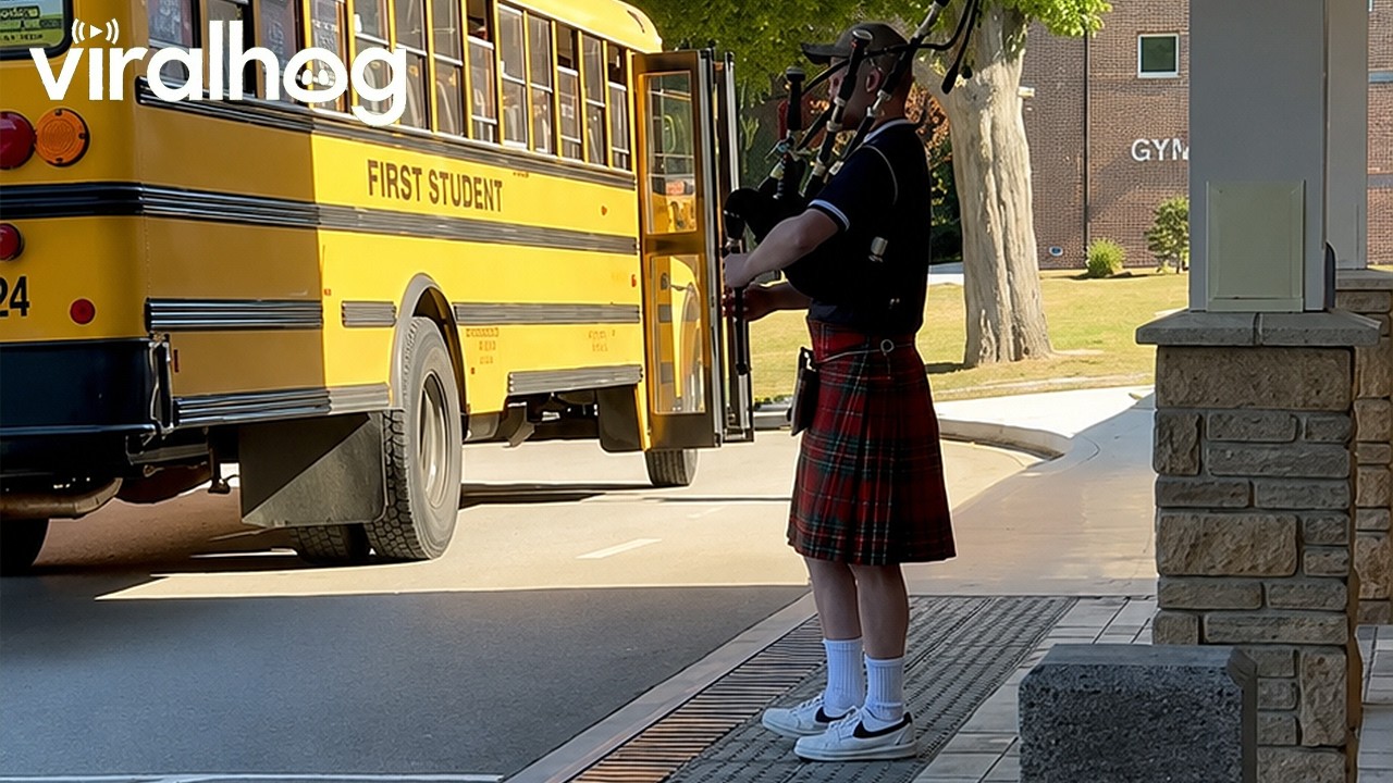 Scottish Bagpiper in Full Kilt Surprises Foxborough Schoolkids || ViralHog