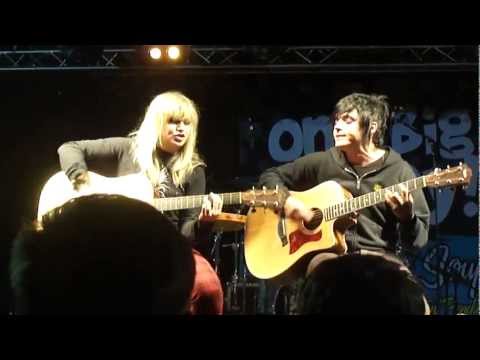 So Wrong Its Right - The Dollyrots