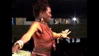 Danza (Louise Wondel, Surinam)