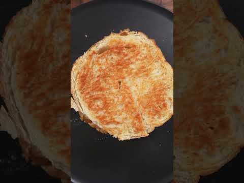 Pepperoni Pizza Grilled Cheese Sandwich