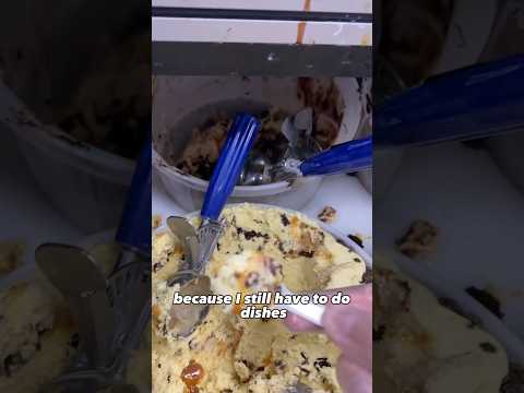 Come to Work at an Ice Cream Store With Me #shorts #icecream #handels