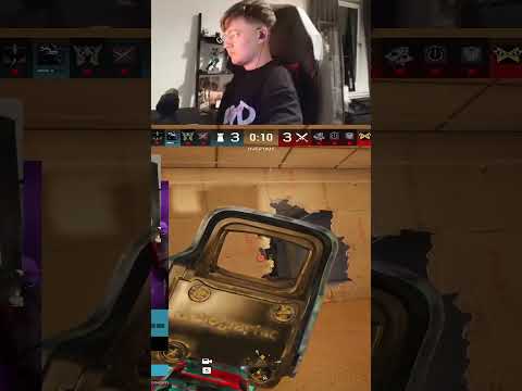 G2 STOMPN DOMINATES IN SIEGE X...