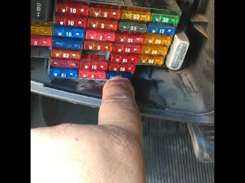 fusível da alimentação do rádio e luz de teto linha Ford k.