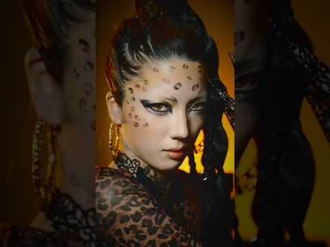 最近海外で流行りのメイク、なんかすごくない？　                #shorts