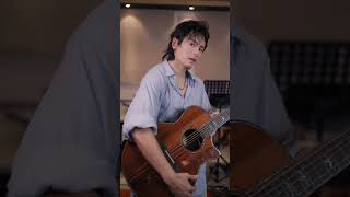 Download lagu @oceanzhang511更新了 #張哲瀚 #zhangzhehan #张哲瀚 #洪荒剧场 #曼陀罗 #人生海海 #马上就离开 mp3