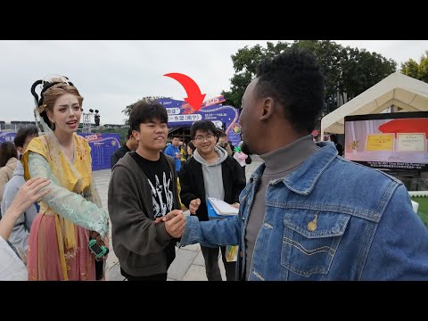 Chinese Locals Shocked to See Black Guy in Their City… You Won’t Believe What Happened!” 😲