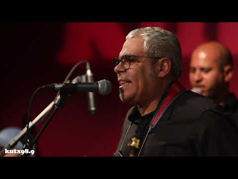 Orquesta Akokán-  "Un Tabaco Para Elegua"