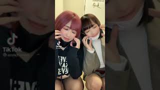 【パンチラ確定演出】黒パン♡