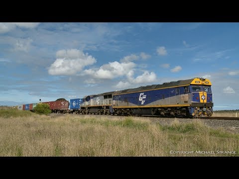 QUBE Broad Gauge Containers To Ultima - PoathTV Australian Trains & Railways