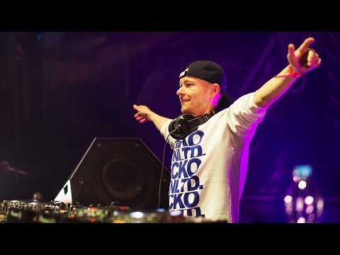 THOMAS COASTLINE ▼ TRANSMISSION PRAGUE 2018: The Awakening