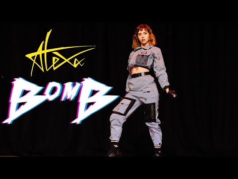 AleXa (알렉사) – Bomb Dance Cover Performance by Daphne