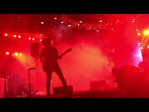 Supper Moment x 一樣不一樣@Wow and flutter本地薑