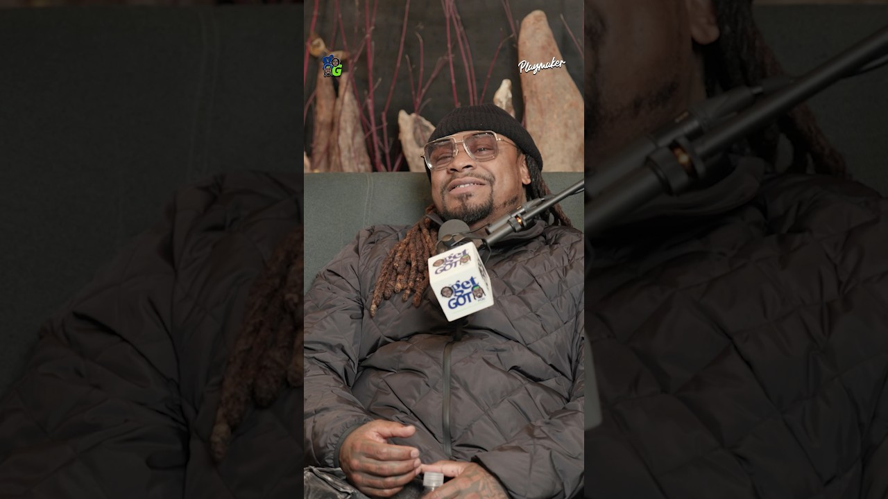 Beast Mode had dat phone SHAKIN SHAKIN 💀😂 #getgotpod #marshawnlynch #drewkirsch #hebledneon #movie