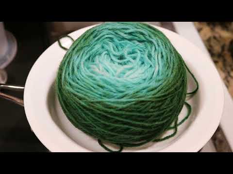 Bonus Yarn! Cake Dyeing in Leftover Dye