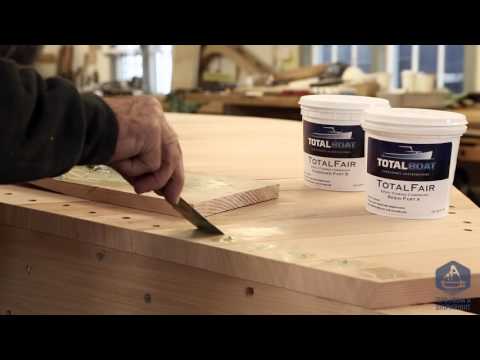Building the TotalBoat Work Skiff - Filling over the screw holes (Episode 19)