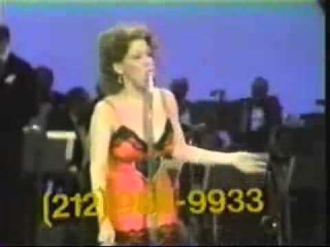 BETTE MIDLER - singing 'friends'  (UJA Theleton 1973).