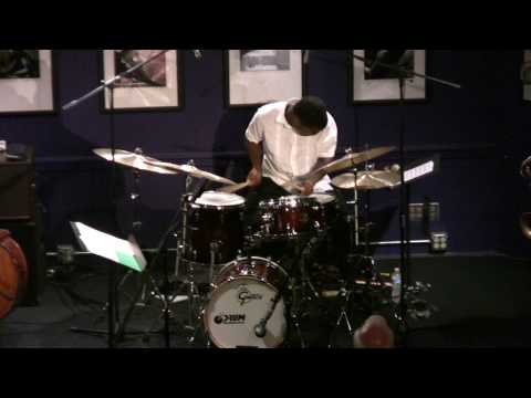 James Ross @ Marcus Gilmore (Drummer) John Patitucci Trio   -  Drum Solo