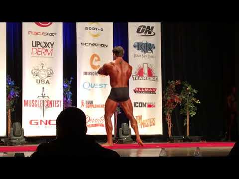 Svetozar Milenkovic best posing routine