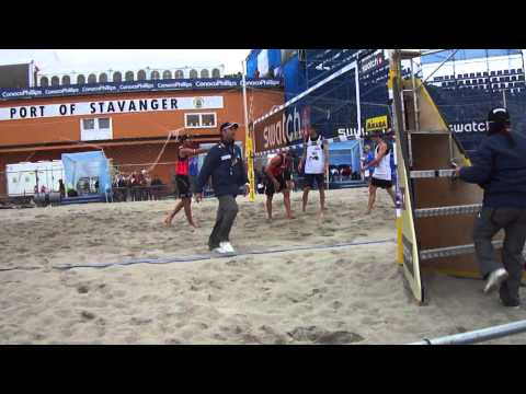 Pablo Herrera y Adrian Gavira, cierran el partido contra los holandeses Boersma E.-Spijkers