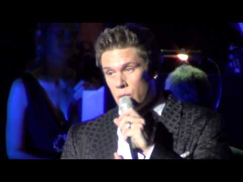 Il Divo - David and many, many flowers)) (Live in Moscow 30.09.2012)