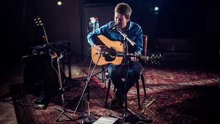 Noel Gallagher - While The Song Remains The Same (Acoustic)