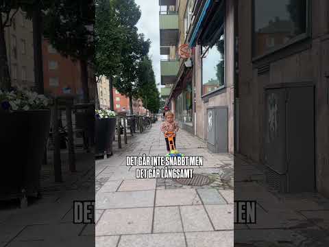 Sakta men säkert tar vi oss fram genom stan.. med betoning på sakta. 🙃