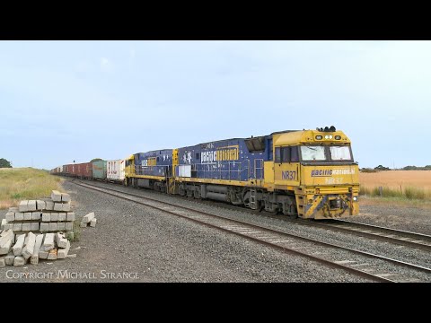 4MA5 Pacific National Container Freight Train (21/12/2022) - PoathTV Australian Railway Videos