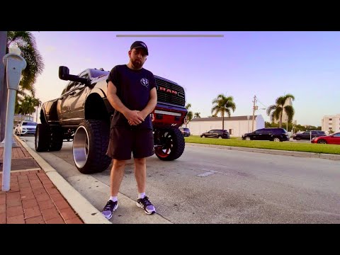 Boykottone & U.N.O. - Black Friday