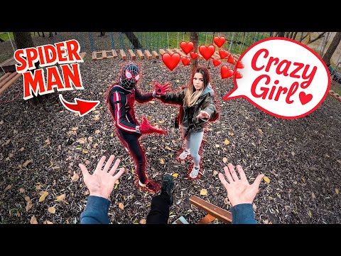 TRYING TO ESCAPE CRAZY GIRL IN LOVE with SPIDER-MAN ( Funny ParkourPOV Spider-Man)
