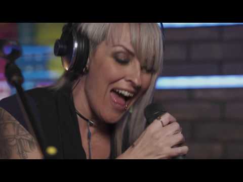 Μπλε / Νιώθω ενοχές | Diesi in Concert