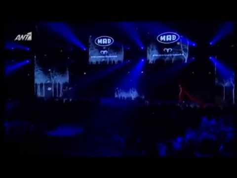 Demy feat Roussetos - Κι αν προσπαθω (unplugged) madwalk 2013