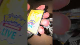 Pokemon Booster auf der Straße öffnen! #shorts