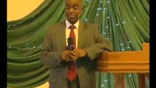Bishop David Oyedepo Teaching in Covenant University 2