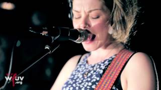 Honeyblood - "Choker" (Live at WFUV)