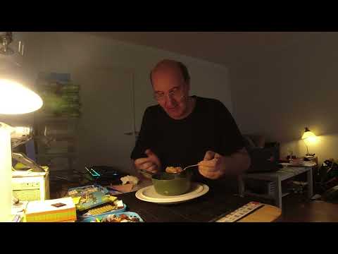 MongoTV_9976 - Min Aftensmad - Del 2 - HØNSEBOUILLON SUPPE Med PØLSE - LØG - GULERØDDER -PASTASKRUER